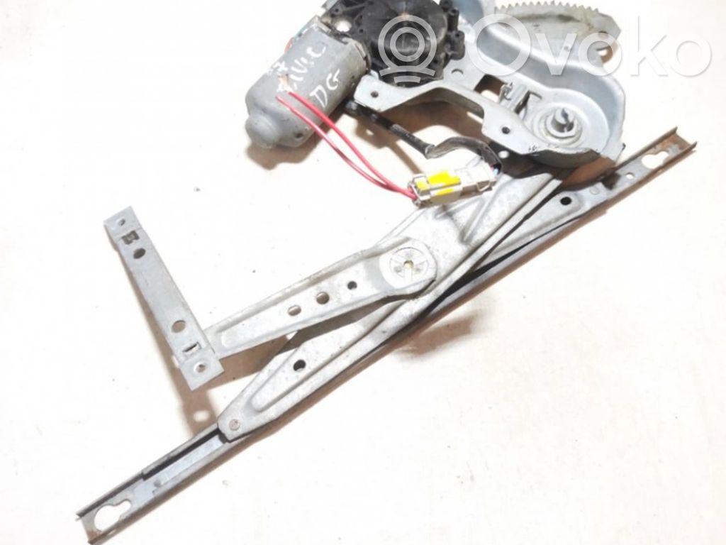 Regulador con motor de la ventanilla de la puerta corredera