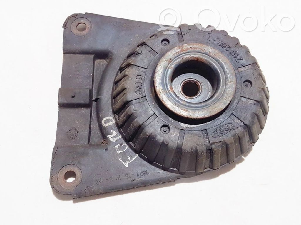 Ford Mondeo Mk III Supporto di montaggio della molla elicoidale