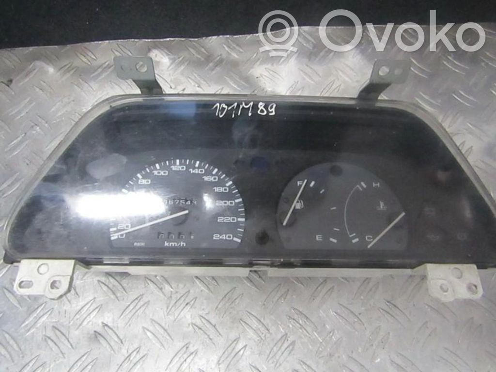 Mazda 323 Speedometer (instrument cluster) 