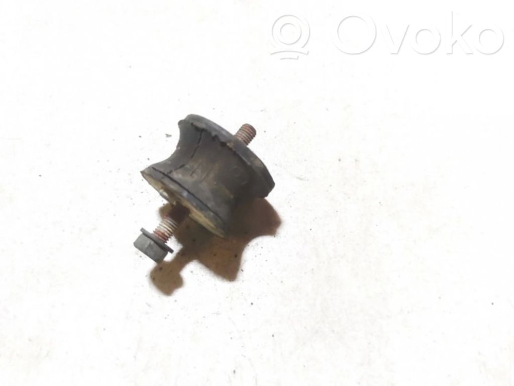 BMW 5 E39 Suport tampon motor 