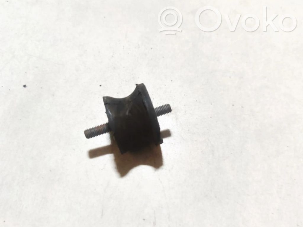 BMW 3 E46 Engine mount bracket 