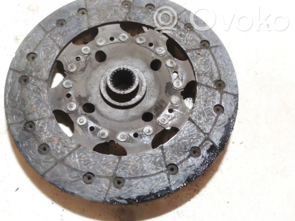 Peugeot 407 Disque d'embrayage 