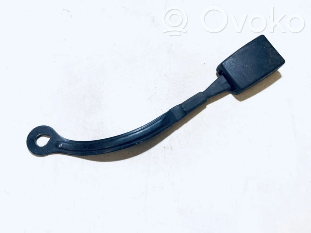 Volkswagen PASSAT B5.5 Boucle de ceinture de sécurité avant 