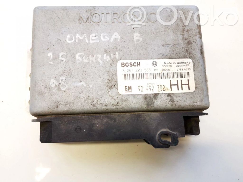 Opel Omega B1 Engine control unit/module 