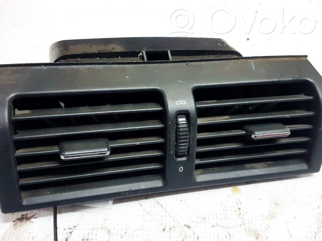 Mercedes-Benz E W210 Grilă ventilație centrală 