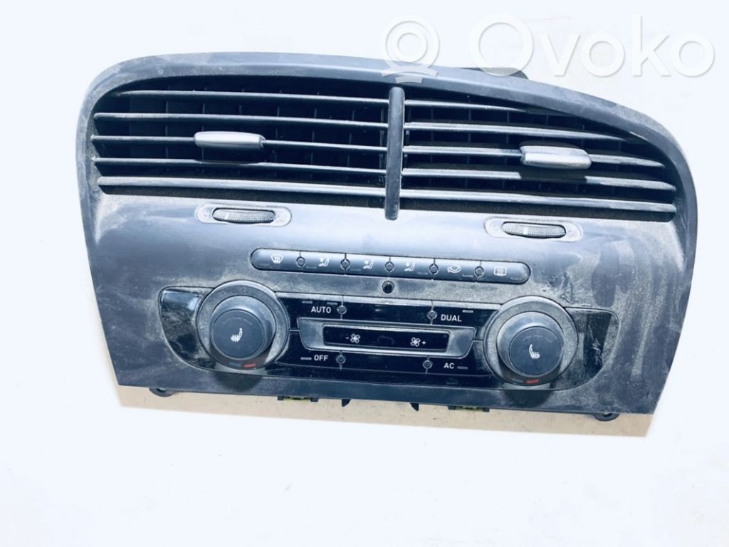 Climate control unit   5P0907044S,5HB01017013,5HB01017013,5P0907044S,5P1819110N,5P1819110P,5P1857060