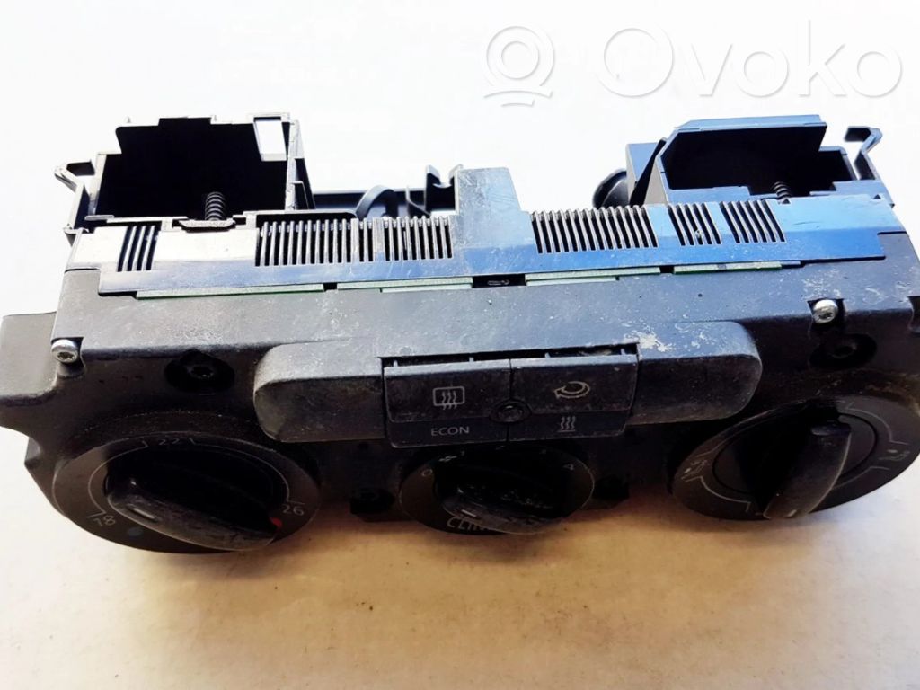 Volkswagen PASSAT B6 Unitate control climatizare 