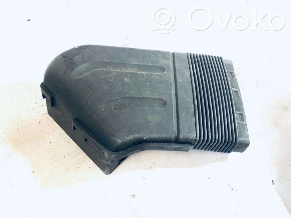 Audi A4 S4 B5 8D Conductă/furtun admisie aer 