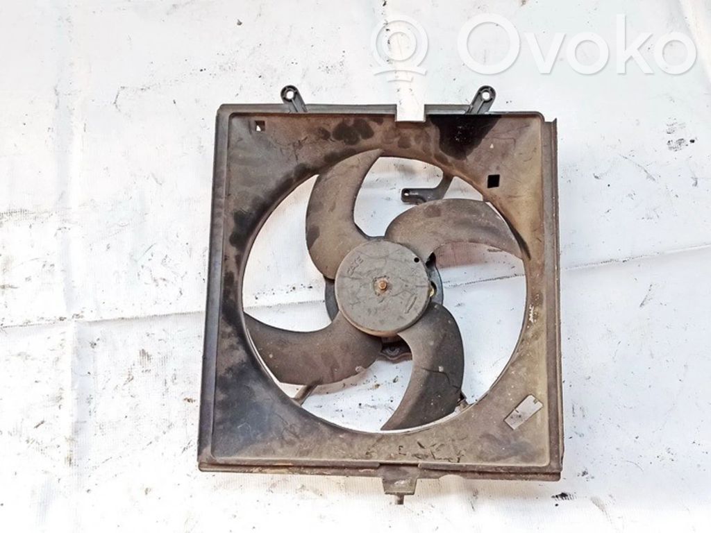Mitsubishi Carisma Suport ventilator radiator 