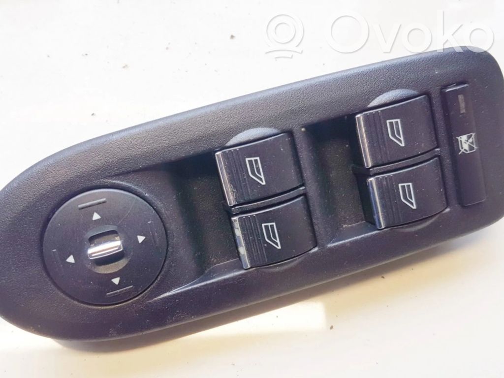 Comutator comandă geamuri electrice   8M5T14A132AC,3S003188100,3S003188100,8M5T14A132AC