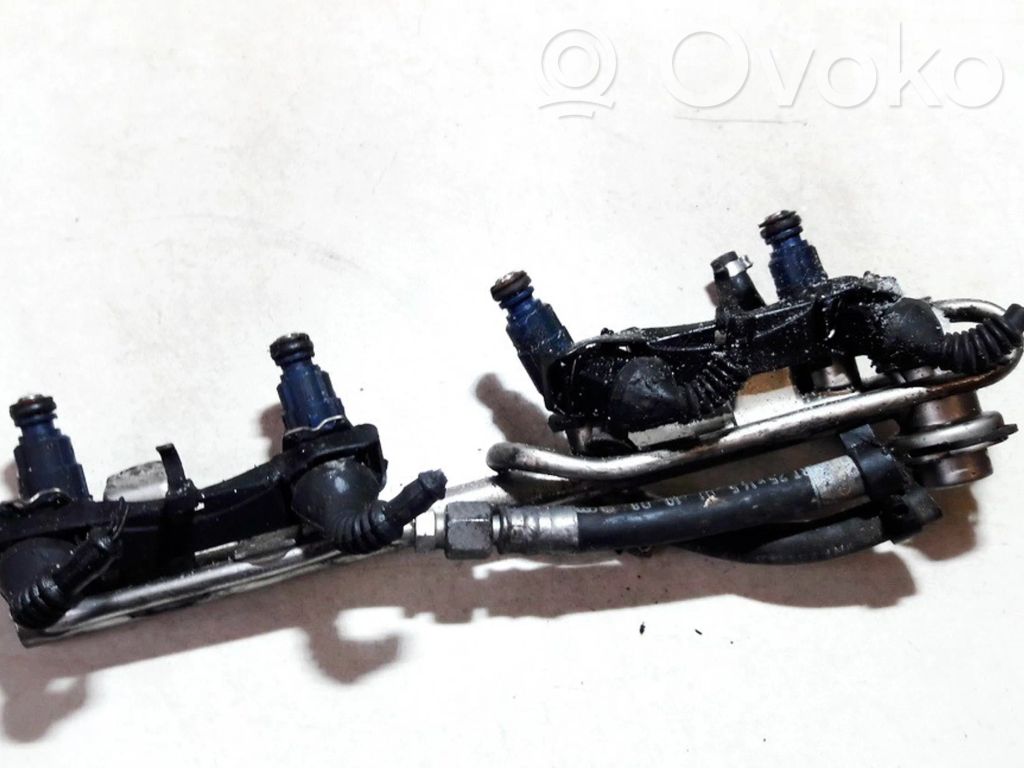 Volkswagen PASSAT B5 Linea principale tubo carburante 