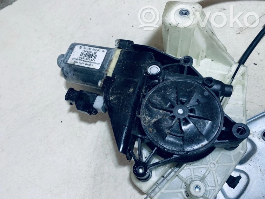 Citroen C4 Cactus Motor macara geam ușă față