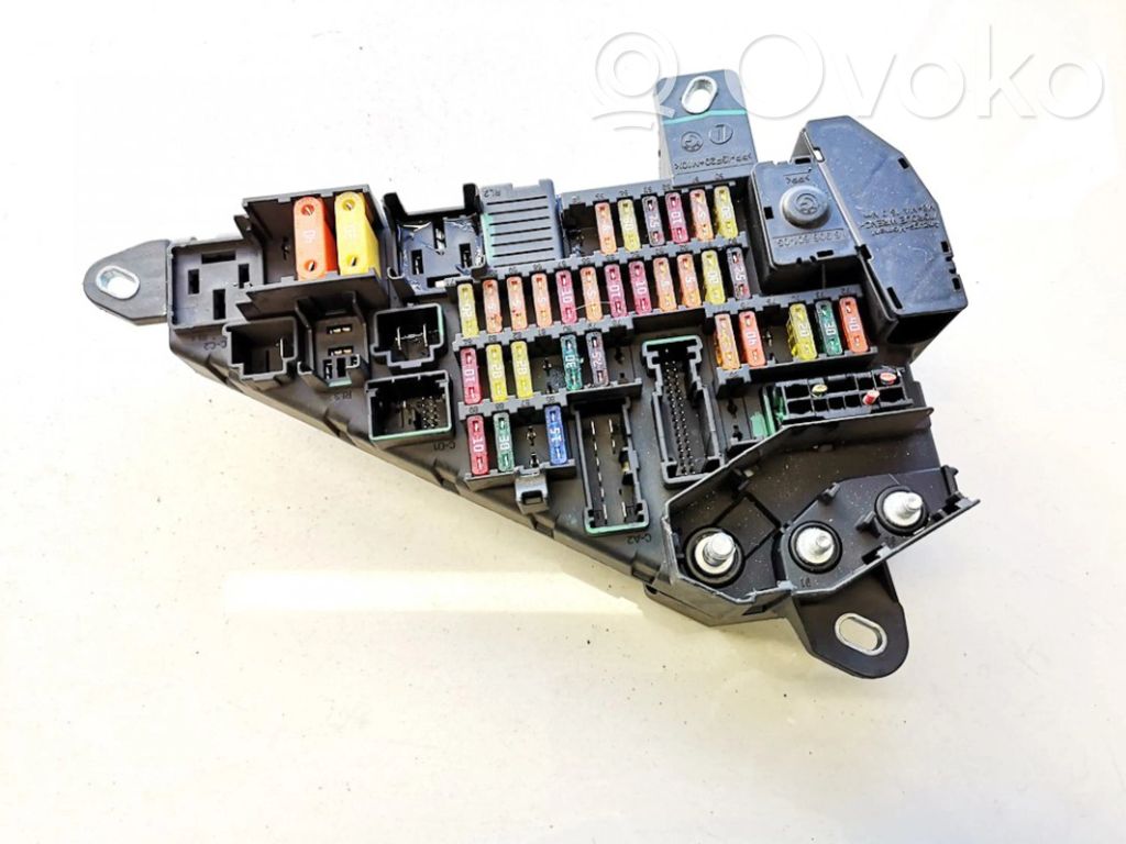 Fuse box set   690658808,6906588,6906588,690658808,690658808