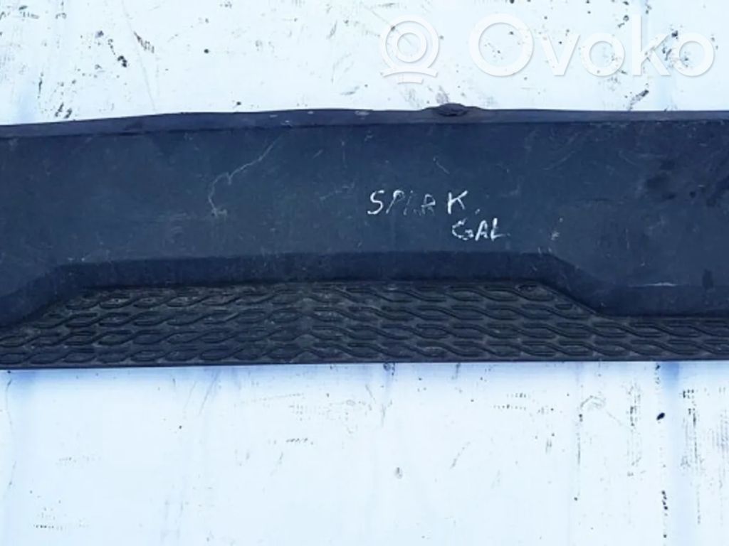 Chevrolet Spark Éclairage de plaque d'immatriculation 