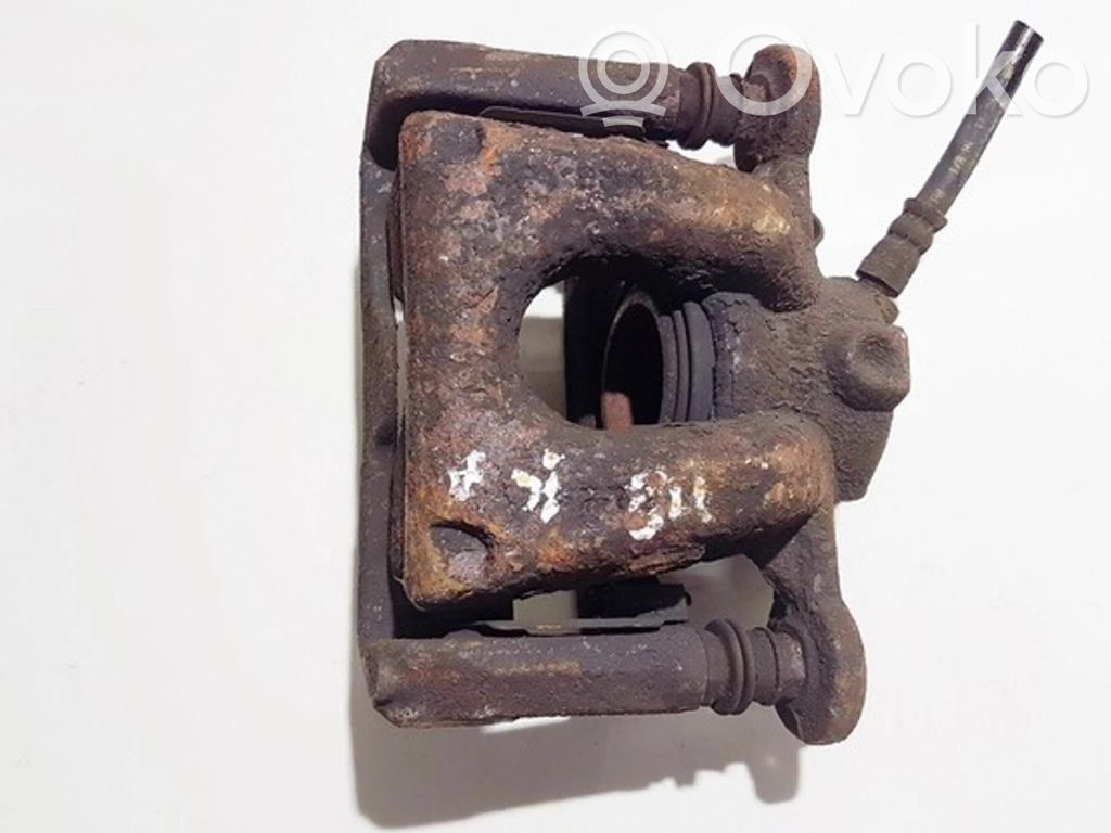 Caliper de freno delantero