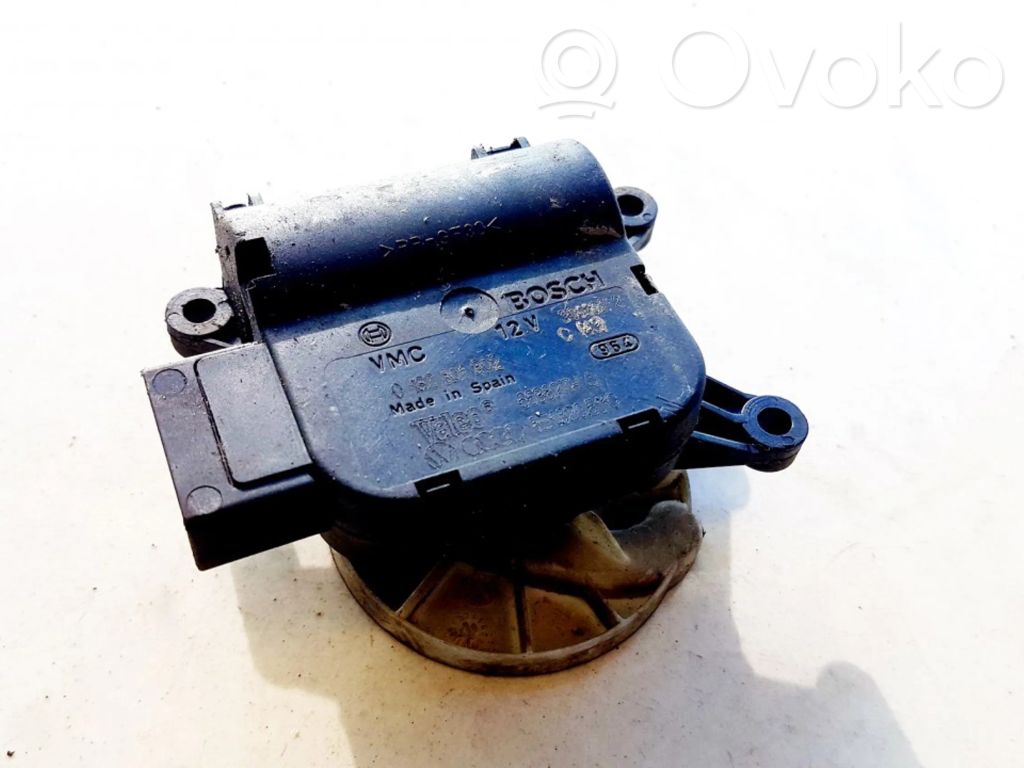 Audi A4 S4 B6 8E 8H Motorino attuatore aria