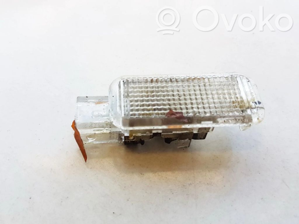 Otras luces interiores   4B0947415,4B0947415
