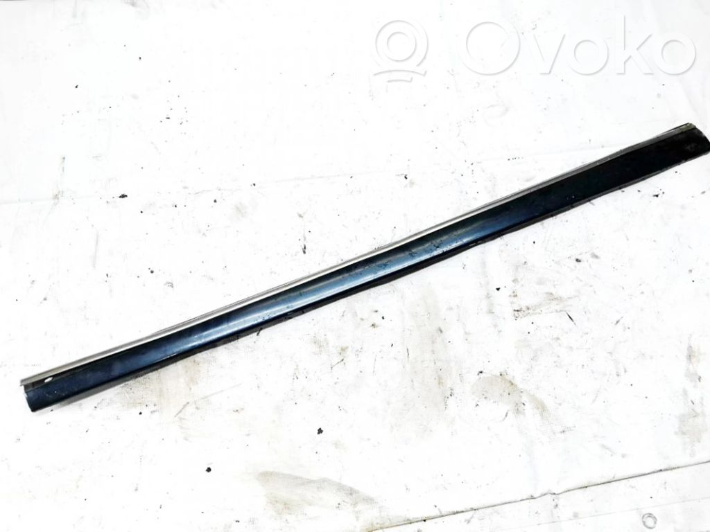 Mercedes-Benz S W220 Mască ușă față (turnată) 