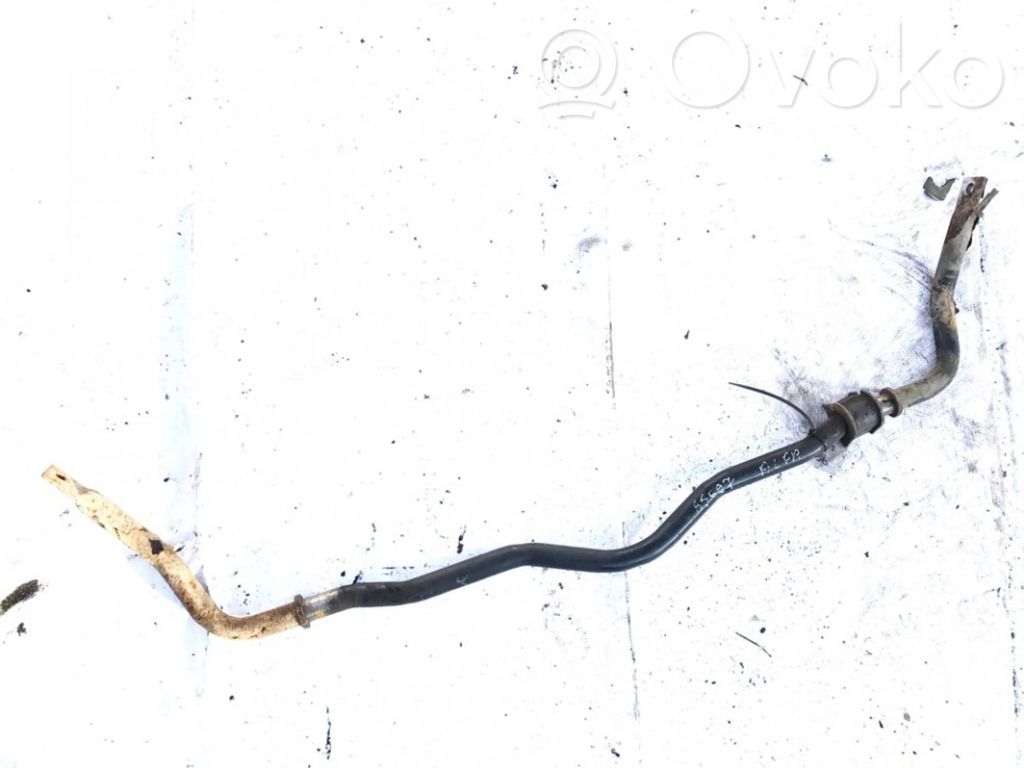 Barra estabilizadora delantera