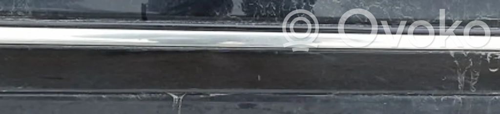 Mercedes-Benz E W211 Etuoven lista (muoto) 
