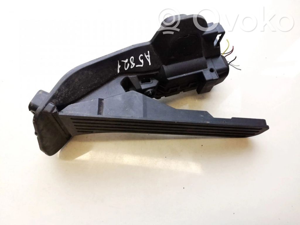Volkswagen Jetta VI Pedală accelerație 