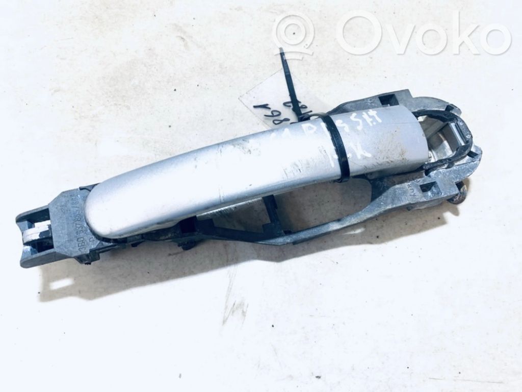 Volkswagen PASSAT B5 Maniglia esterna per portiera anteriore