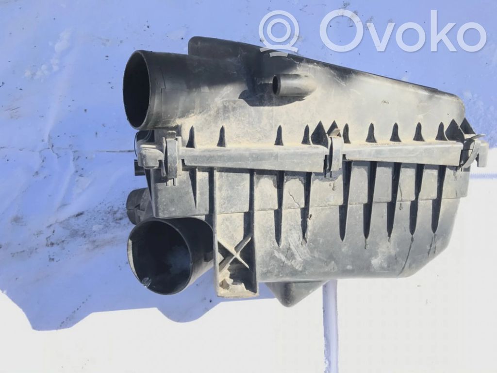 Volvo 850 Air filter box 