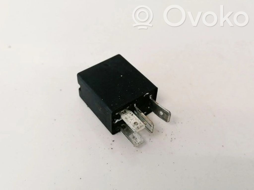 Altri relè   B047E,46520411,46520411,B047E