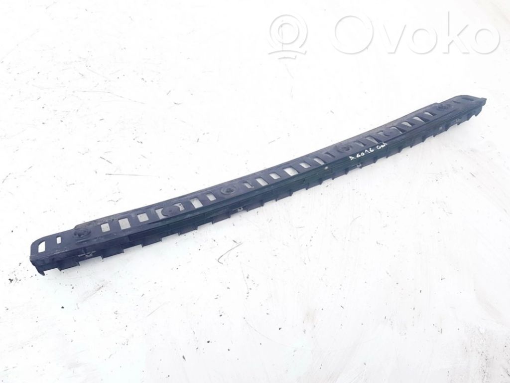 Volkswagen Jetta V Support de pare-chocs arrière