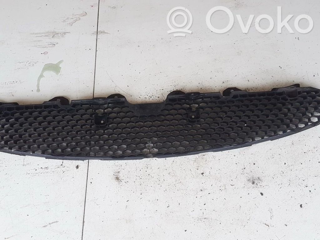 KIA Carens II Traverse de pare-chocs avant