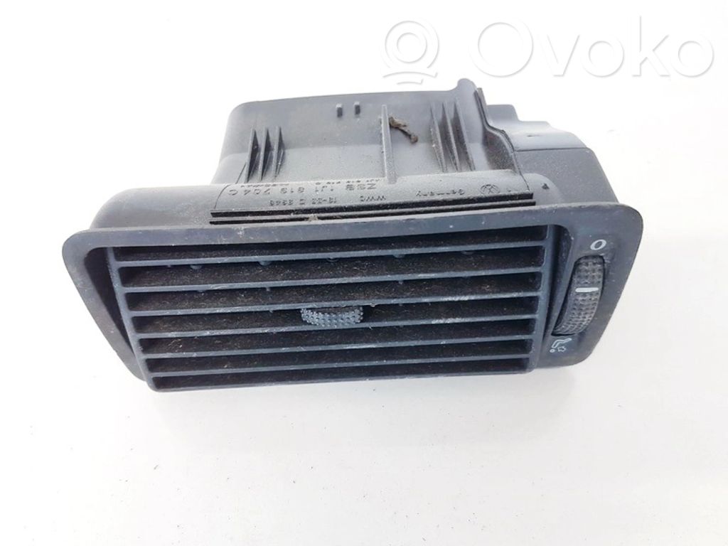 Volkswagen Golf IV Griglia di ventilazione centrale cruscotto