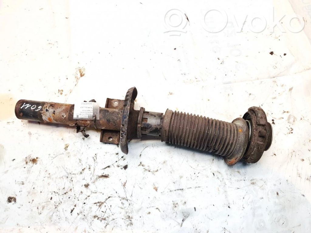 Etuiskunvaimennin   5Z0413031AB,5Z0413031AB