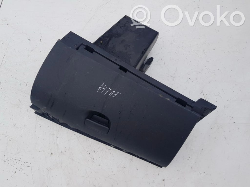 Handschuhfach   681080005R,1004584,1004584,681080005R