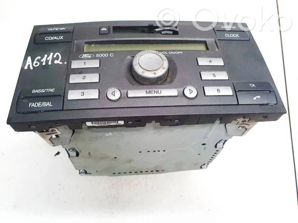 Ford Fiesta Panel / Radioodtwarzacz CD/DVD/GPS 