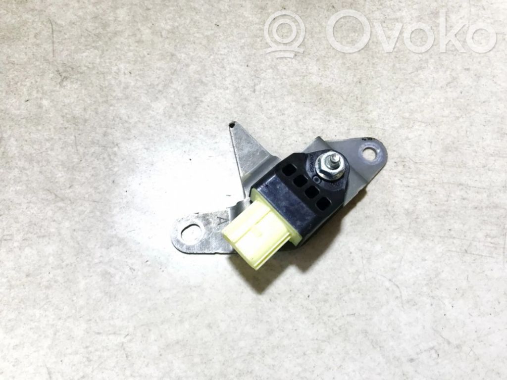 Sensor impacto/accidente para activar Airbag   98235AG060,98235AG060