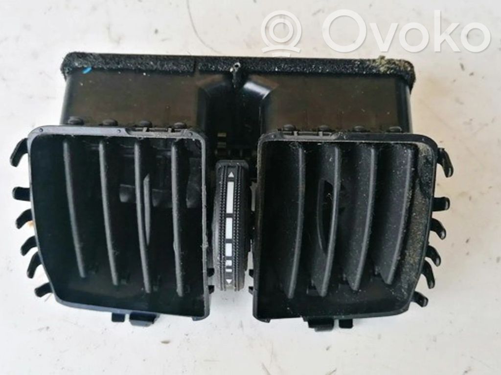 Mercedes-Benz C AMG W204 Grille d'aération centrale
