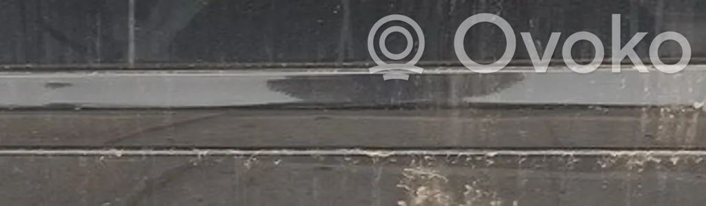 Mercedes-Benz C W203 Etuoven lista (muoto) 