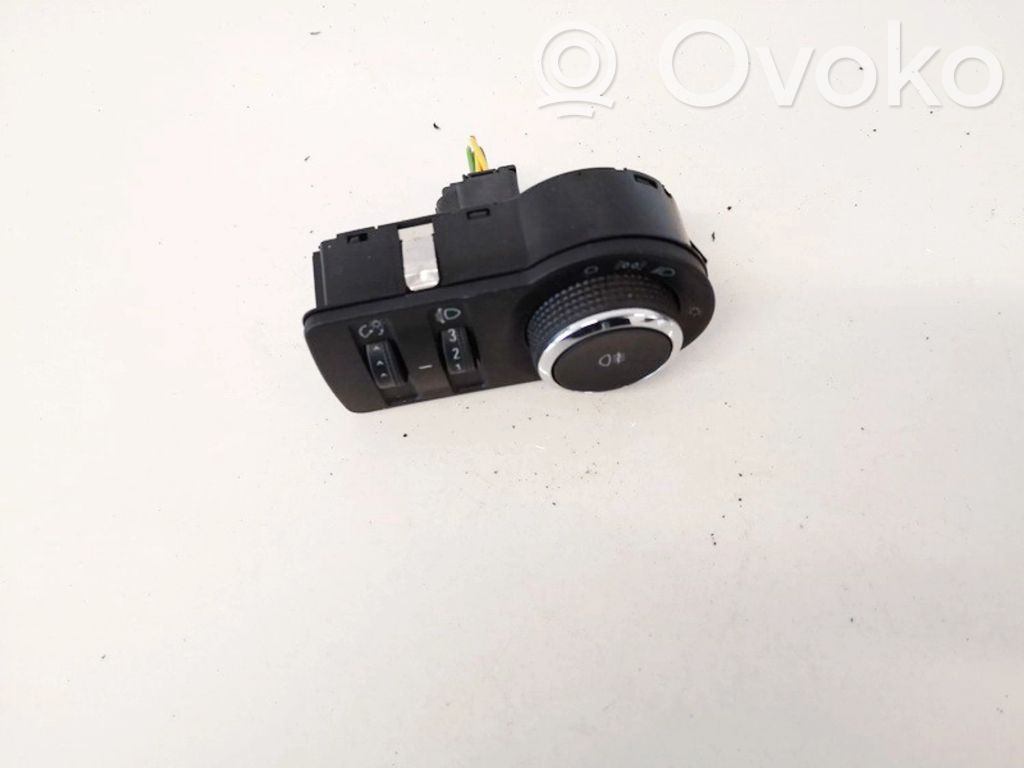 Lichtschalter   13268697,251538,13268697,251538