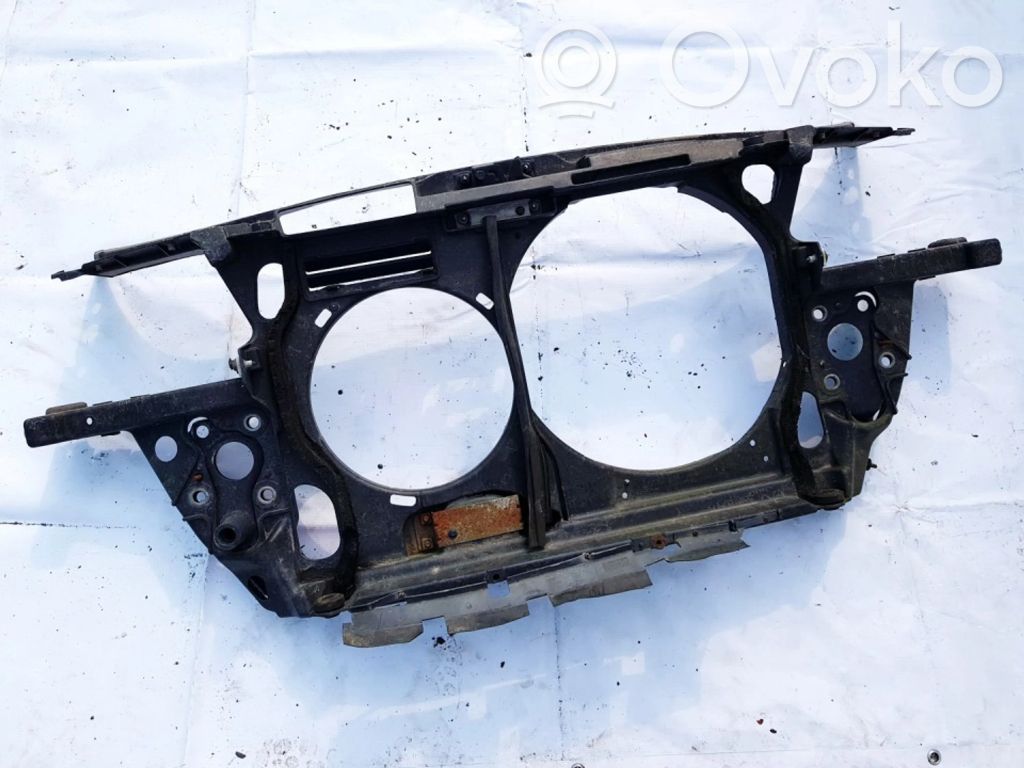 Audi A6 S6 C5 4B Pas przedni 