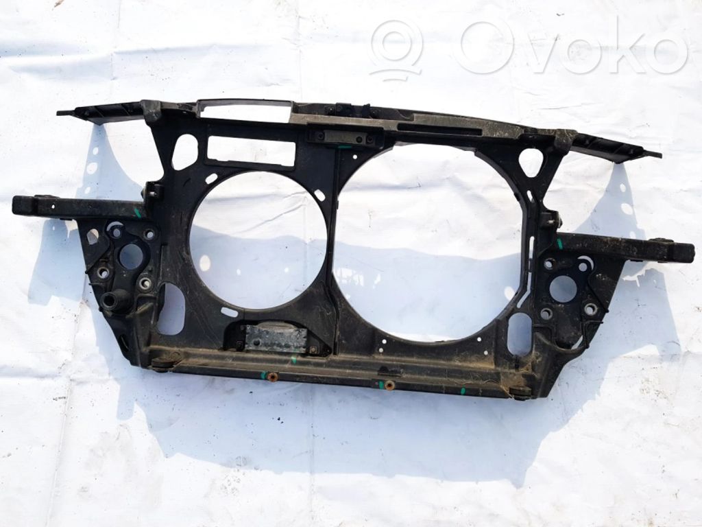 Audi A6 S6 C5 4B Pas przedni 