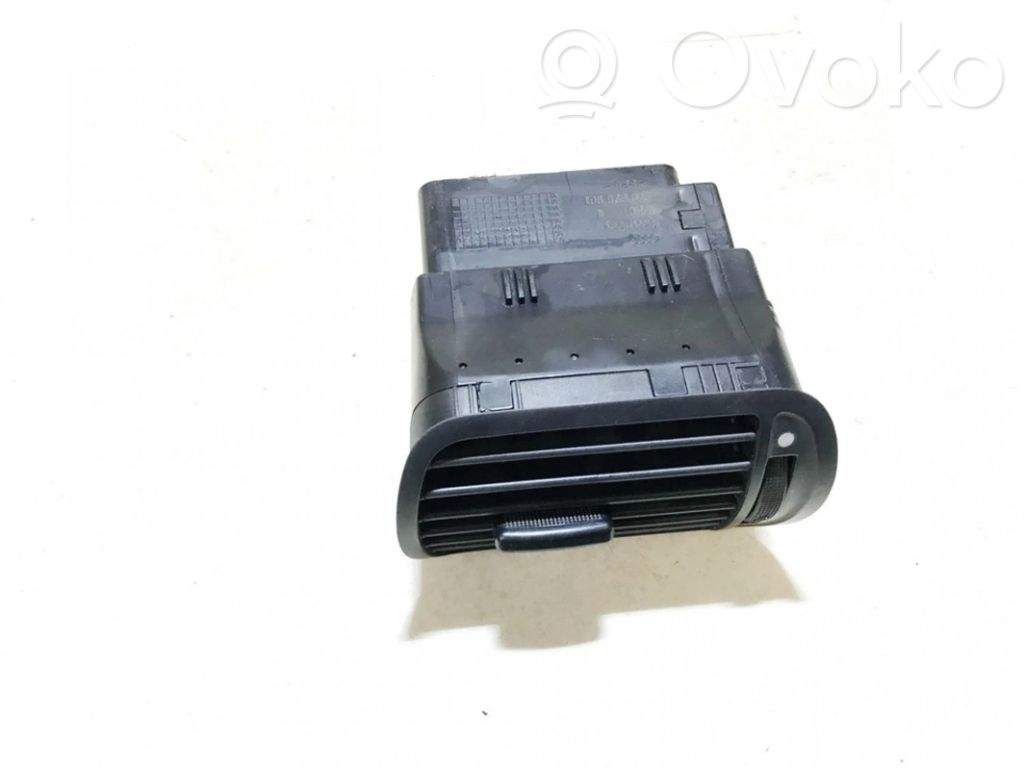 Rejilla de ventilación central del panel   8L0820901,8L0820901