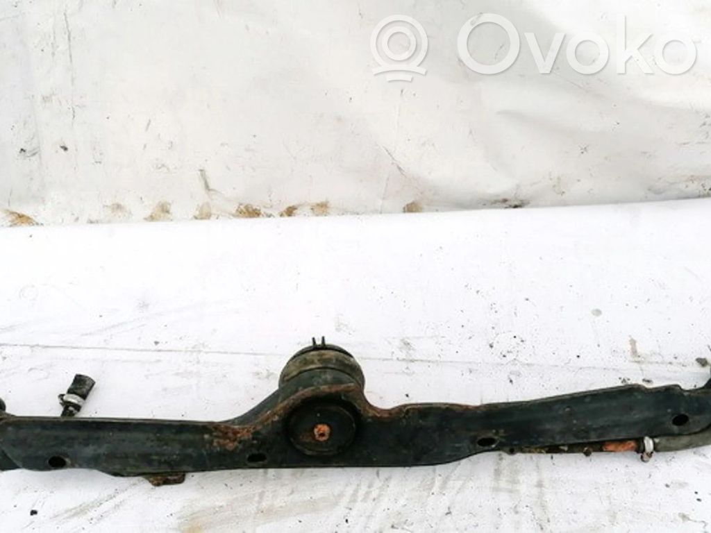 Volkswagen Golf III Sottotelaio anteriore