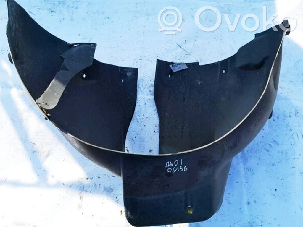 Audi A4 S4 B5 8D Rivestimento paraspruzzi parafango posteriore 