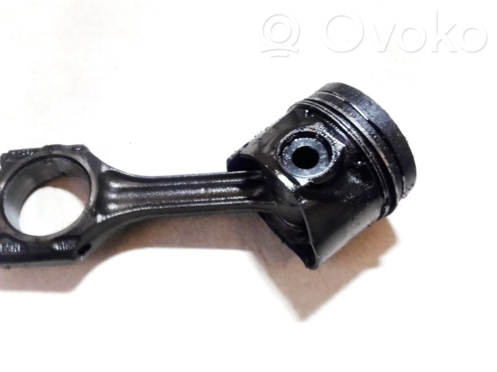 Piston avec bielle   028H,028H