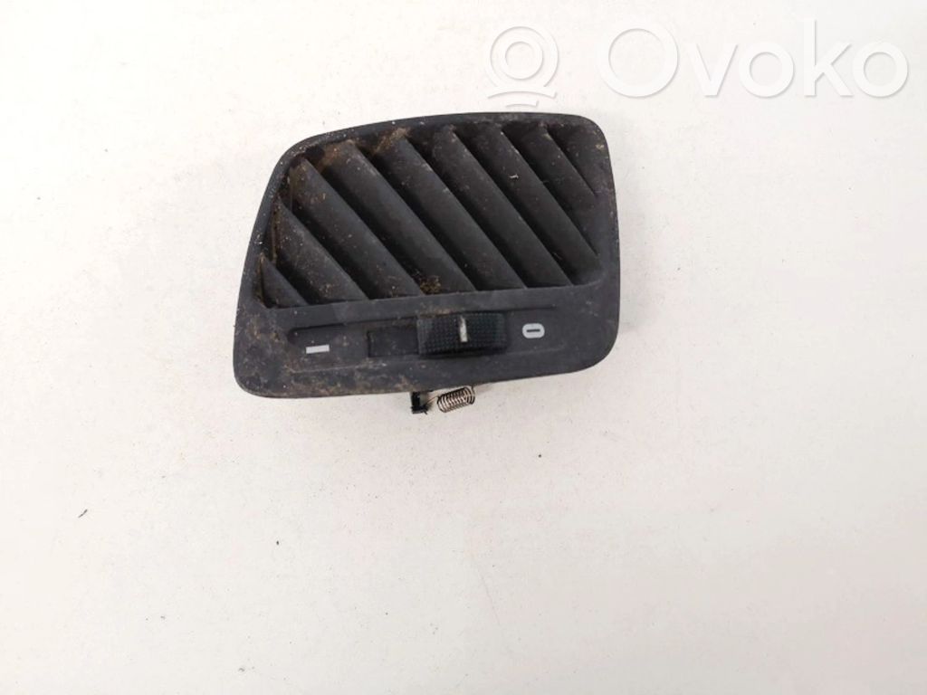 Audi A6 S6 C5 4B Rejilla de ventilación central del panel 