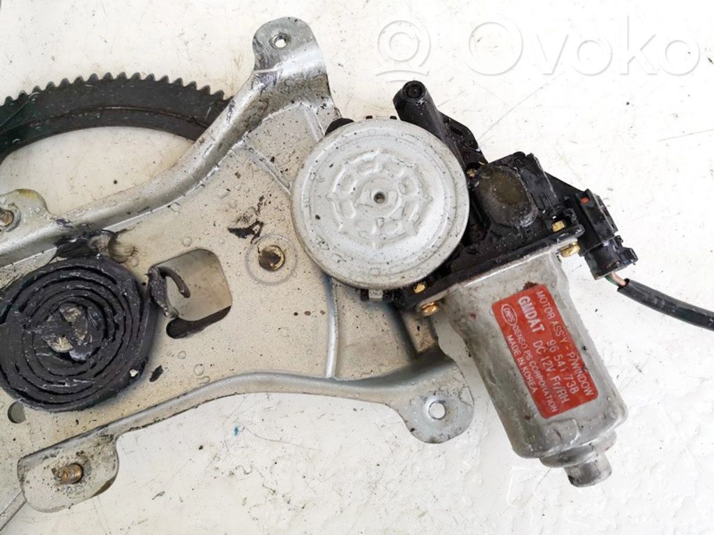 Chevrolet Kalos Motor del regulador de la ventanilla de la puerta delantera 