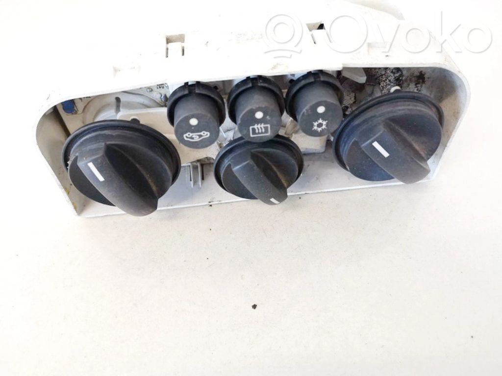 Unidad de control climatización   13215936,13215936