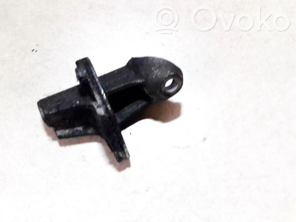Audi A6 S6 C5 4B Engine mounting bracket 