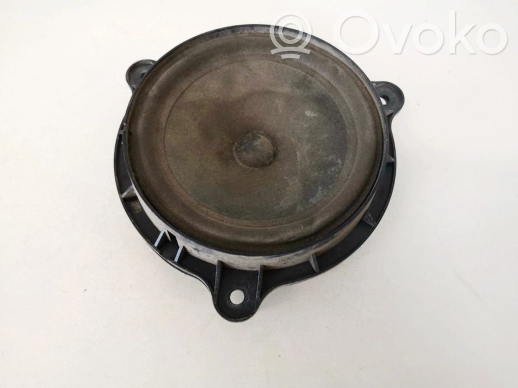 Nissan Almera Tino Haut-parleur de porte avant 