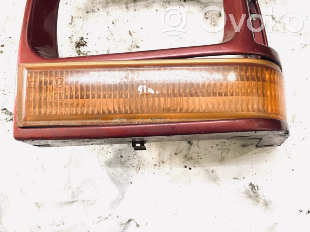 Ford Explorer Front indicator light 